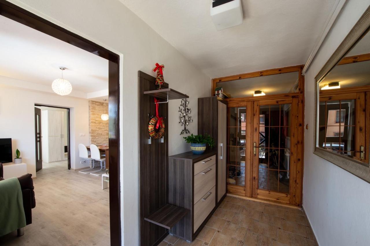 Apartman Mandala Банска-Бистрица Экстерьер фото