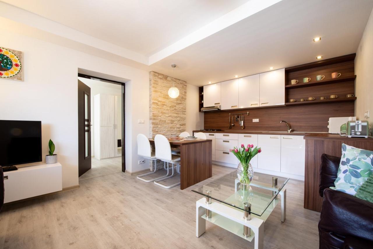 Apartman Mandala Банска-Бистрица Экстерьер фото